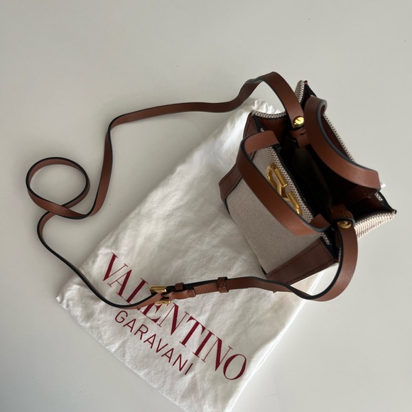 Valentino Garavani Bag - Picture 8 of 11